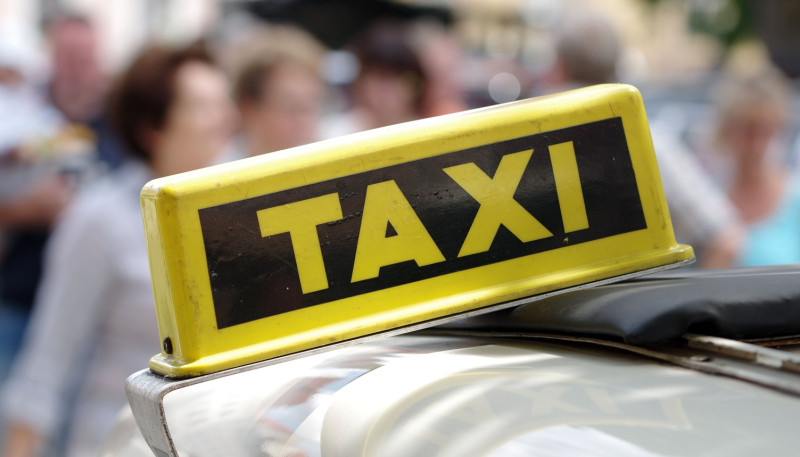 AUTO TAXI D’ARIANY 